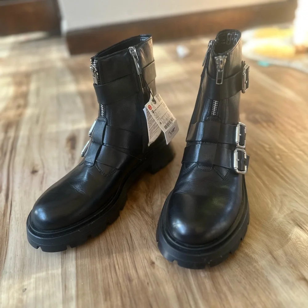 Zara Black Buckled Leather Ankle Moto boots Size 39 US Women 8 New